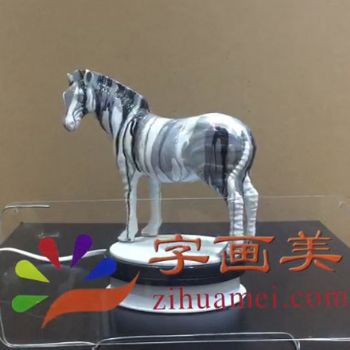 水墨风格马型树脂摆件适合客厅