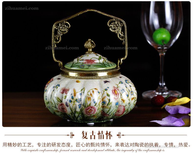 陶瓷配铜摆件