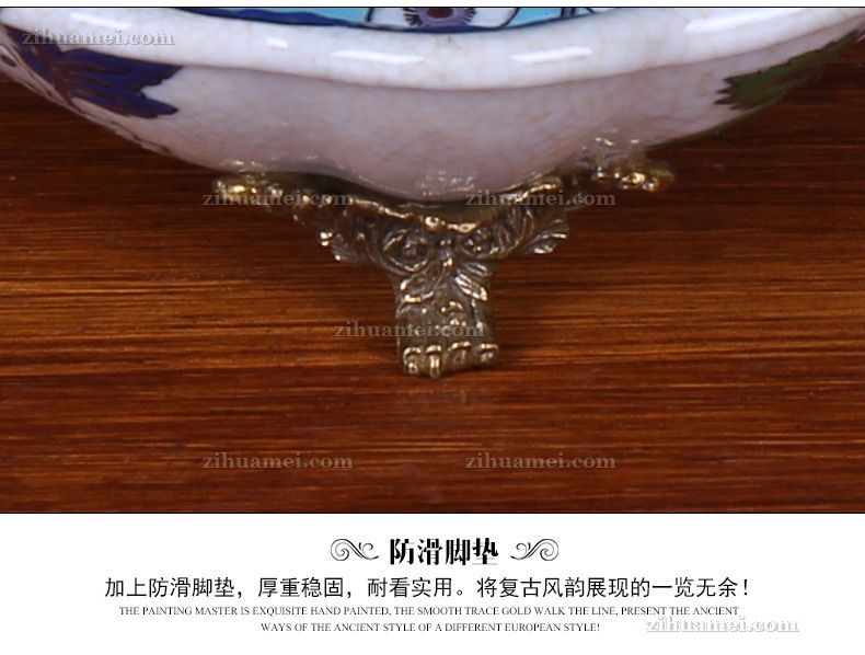 陶瓷配铜摆件